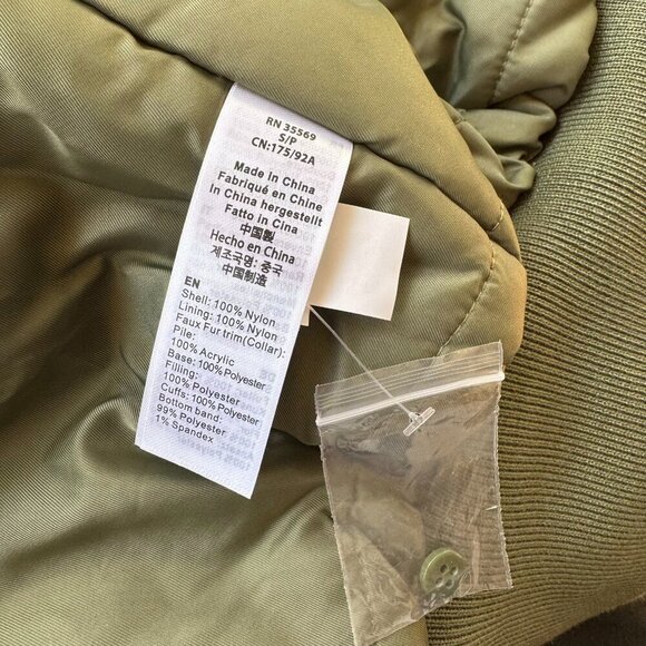 New Alpha Industries Bomber Jacket B15 Flight Fur Collar Nylon in Green - Picture 12 of 17